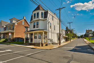 298 W Berwick St in Easton, PA - Building Photo - Building Photo