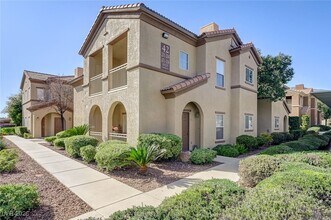 10125 Cedar Key Ave in Las Vegas, NV - Building Photo - Building Photo