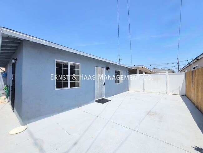14913 Mansel Ave in Lawndale, CA - Building Photo - Building Photo