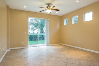 1091 Wickerwood St in Ocoee, FL - Building Photo - Building Photo