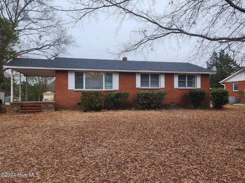 710 Waltmore St in Jacksonville, NC - Building Photo