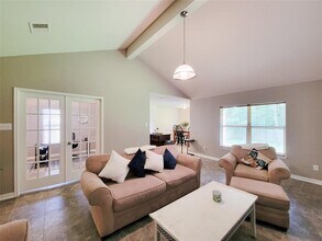 38211 S Lost Creek Blvd in Magnolia, TX - Building Photo - Building Photo