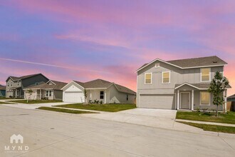 30 West Luxury Rental Homes in Fort Worth, TX - Foto de edificio - Building Photo