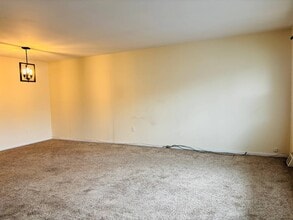 220 Mountainview Ave in Staten Island, NY - Building Photo - Building Photo