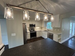 1931 Stevens Dr NE in Huntsville, AL - Building Photo - Building Photo