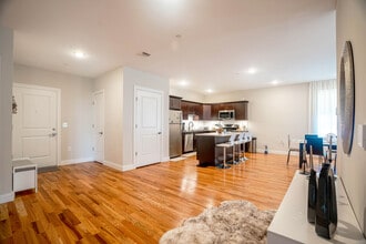 The Manor at Totowa in Totowa, NJ - Building Photo - Interior Photo