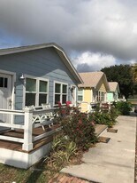 2010 Live Oak Ave, Unit 2006 in Bay City, TX - Building Photo