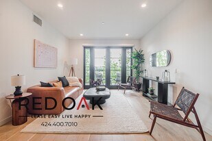 1333 Orange Grove Ave in Los Angeles, CA - Building Photo