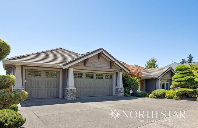 18262 Meadowlark Ln in Lake Oswego, OR - Building Photo - Building Photo