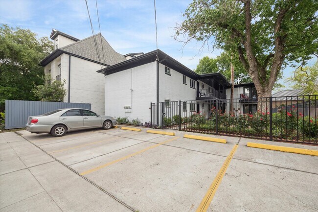 2207 Mimosa Dr in Houston, TX - Building Photo - Building Photo