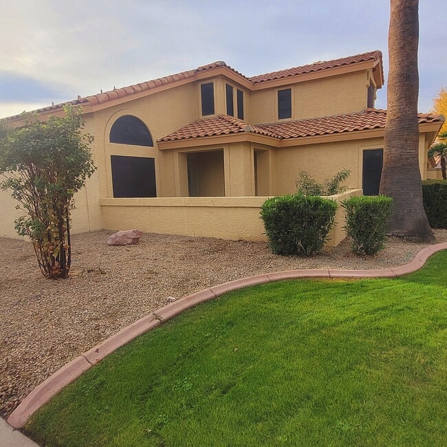 property at 11001 W Crimson Ln