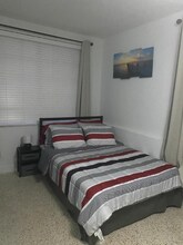 900 NE 85th St in Miami, FL - Building Photo - Building Photo