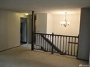 12513 NE 148th St in Woodinville, WA - Building Photo - Building Photo