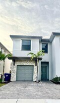 25282 SW 108th Ave in Homestead, FL - Building Photo