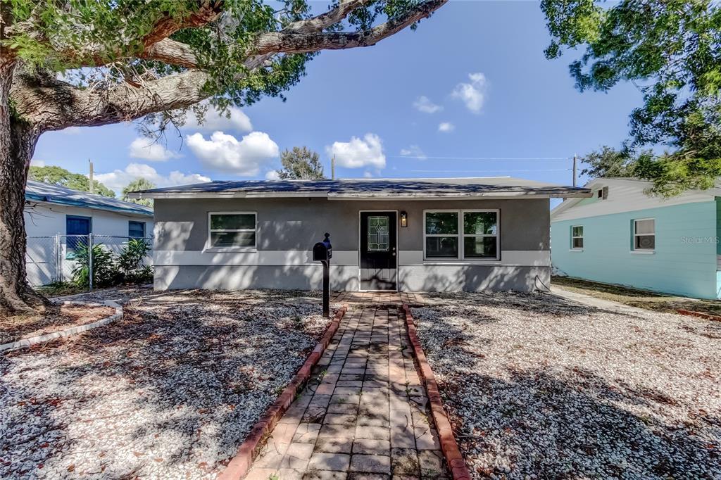 439 34th Ave N in St. Petersburg, FL - Building Photo
