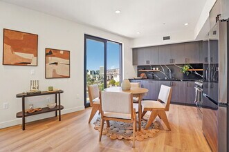 The Spaulding in Los Angeles, CA - Foto de edificio - Building Photo