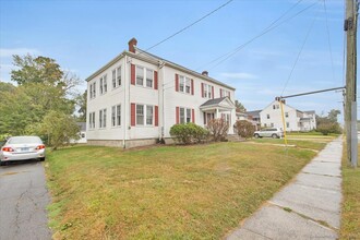 219 Jordan Ln-Unit -2nd Floor in Wethersfield, CT - Foto de edificio - Building Photo