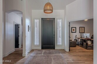 194 W Sunburst Ln in Tempe, AZ - Building Photo - Building Photo