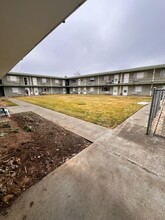 Starliter Apartments in Yakima, WA - Foto de edificio - Building Photo