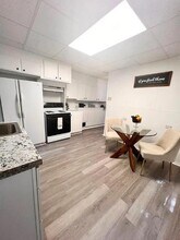 841 S Goodman St in Rochester, NY - Building Photo - Building Photo