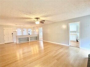 4995 Sunshine Ct NW in Acworth, GA - Building Photo - Building Photo