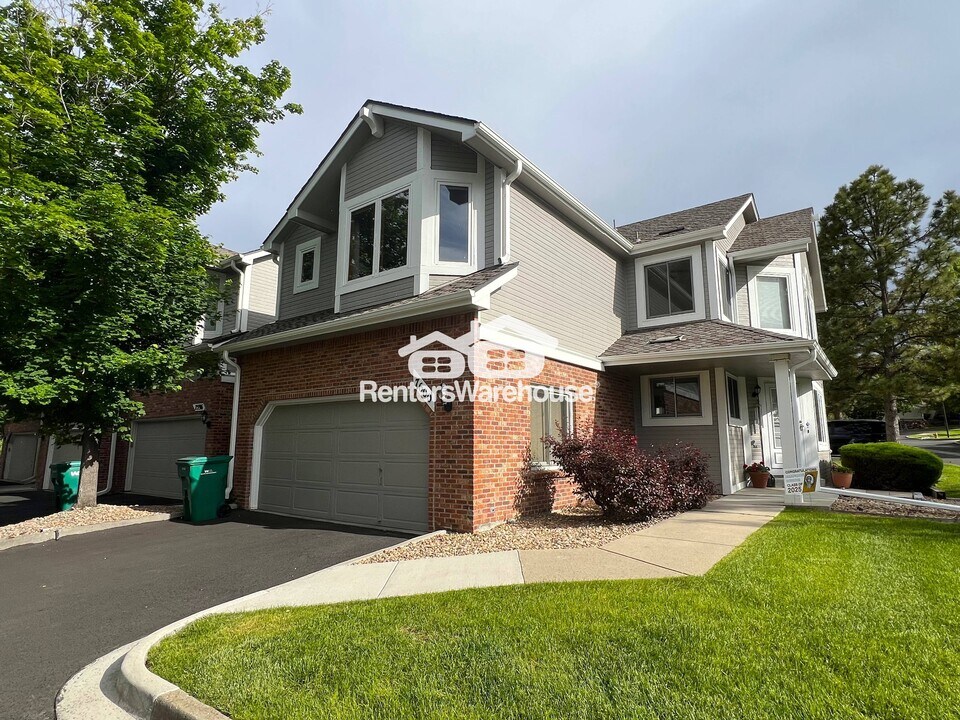 7600 S Monaco Way in Centennial, CO - Building Photo