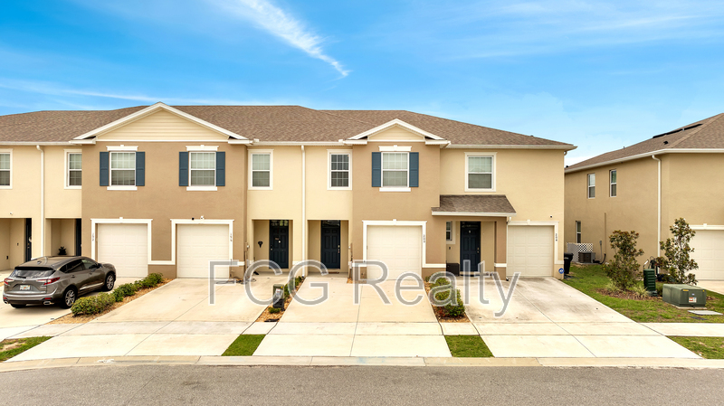 200 Feltrim Reserve Blvd in Davenport, FL - Foto de edificio