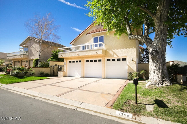 4554 Rayburn St in Westlake Village, CA - Building Photo - Building Photo