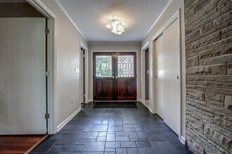 720 Langford Ln NW in Sandy Springs, GA - Building Photo - Building Photo