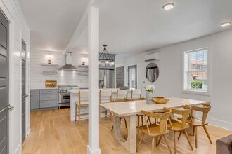 404 Sumter St in Charleston, SC - Building Photo - Building Photo