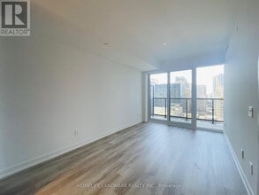 771-1771 Yonge St in Toronto, ON - Building Photo - Building Photo