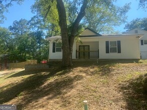 825 S Forest Lake Dr in Macon, GA - Building Photo - Building Photo