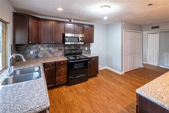 3401 Tarkio Rd in Plano, TX - Building Photo - Building Photo