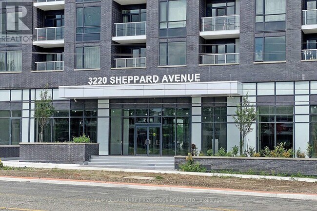 3220-3220 Sheppard Ave E in Toronto, ON - Building Photo - Building Photo