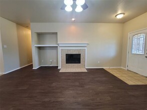 222 Centenary Dr in Forney, TX - Foto de edificio - Building Photo