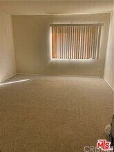 5334 Lindley Ave-Unit -309 in Los Angeles, CA - Building Photo - Building Photo