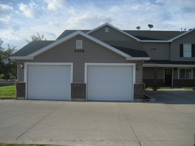 property at 4498 Chukar Dr