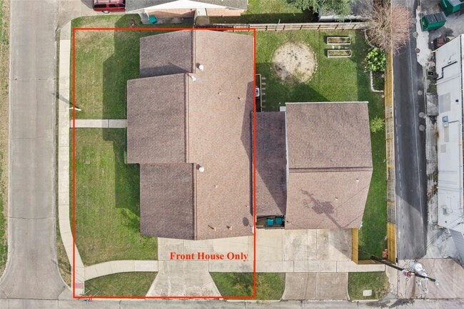 1502 Dabney Dr in Pasadena, TX - Foto de edificio - Building Photo