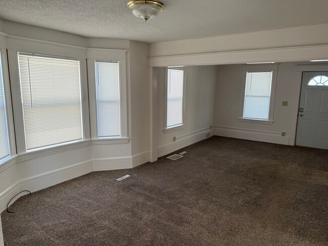 684 Hawthorne Ave E, Unit Unit1LowerLevel