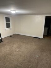 215 N Irvine St in Warren, PA - Building Photo - Building Photo