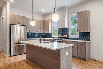 1081 Hill St SE in Atlanta, GA - Building Photo - Building Photo