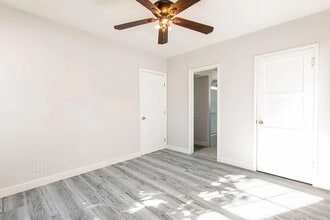 8525 Cadillac Ave in Los Angeles, CA - Building Photo - Building Photo