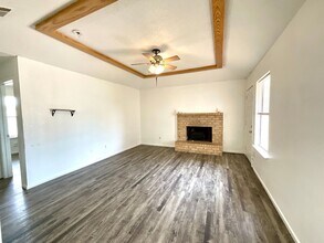 6108 37th St in Lubbock, TX - Building Photo - Building Photo