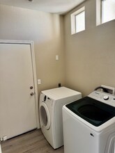 1566 Peaceful Pine St in Henderson, NV - Foto de edificio - Building Photo