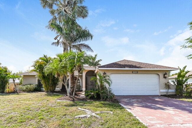 property at 4510 SW 7th Ave