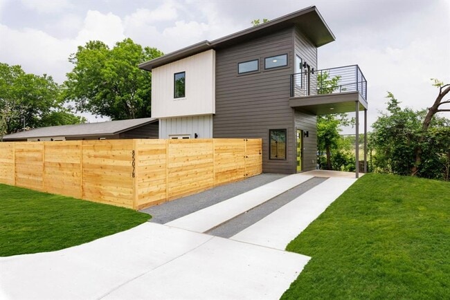 property at 8507 Hathaway Dr