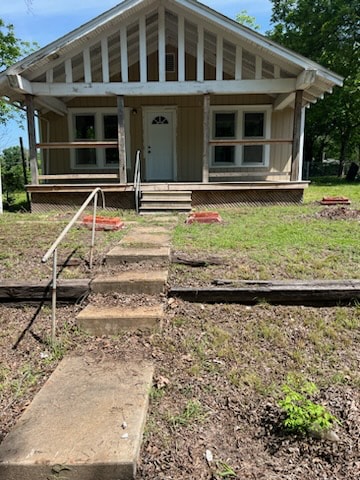 property at 1306 E Moses St