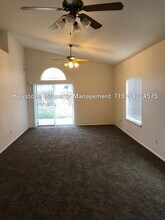 1004 Cherrycrest Dr in Pueblo, CO - Building Photo - Building Photo