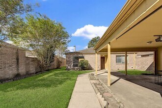 9322 Danforth Way in Houston, TX - Building Photo - Building Photo