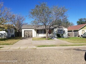 1912 45th St in Lubbock, TX - Building Photo